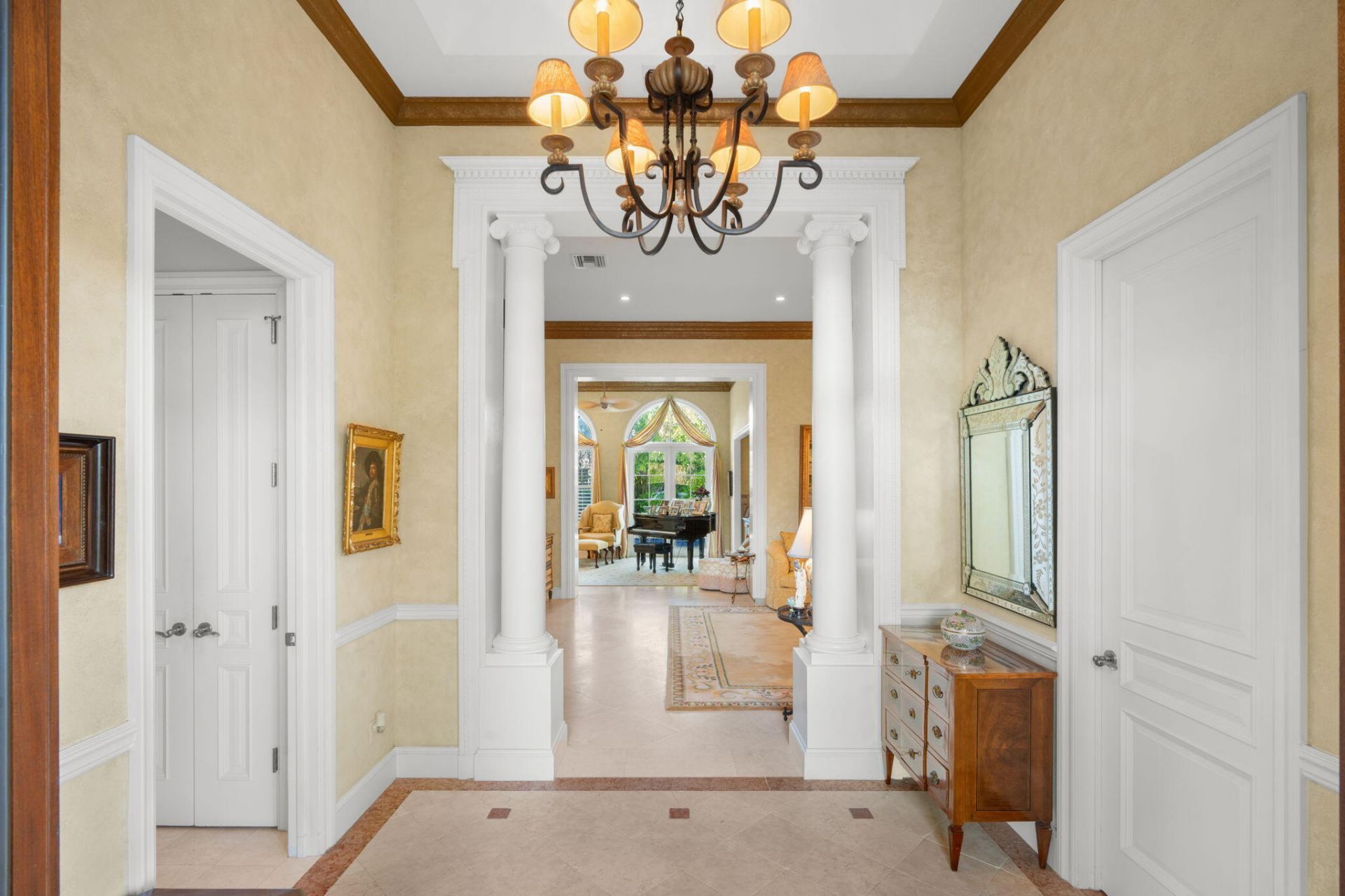 255 Cherry Lane, Palm Beach, FL 33480 Photo