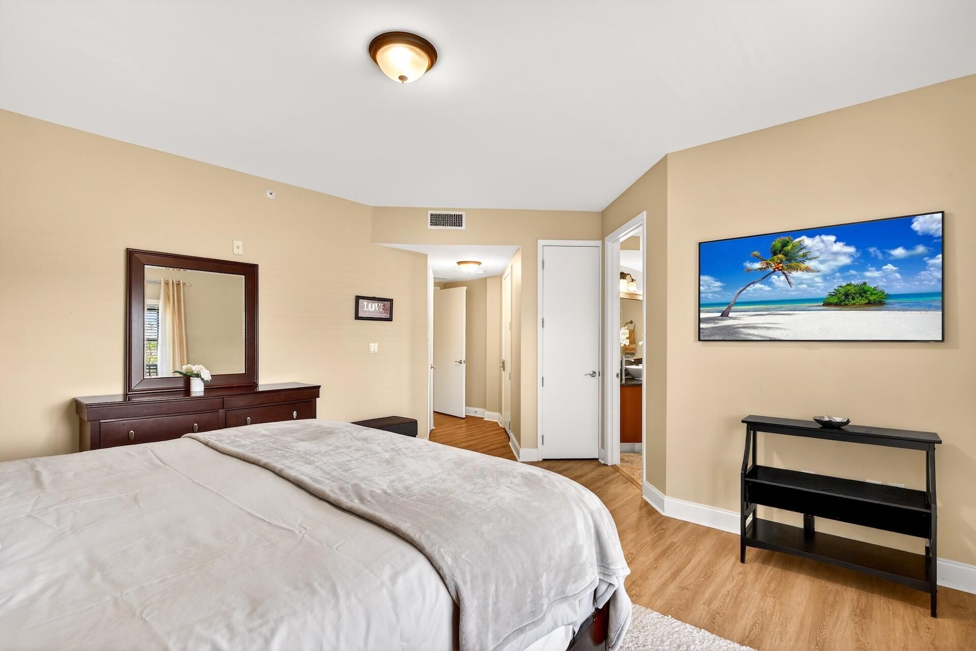 2409 N Ocean Boulevard, Unit 328, Fort Lauderdale, FL 33305 Photo