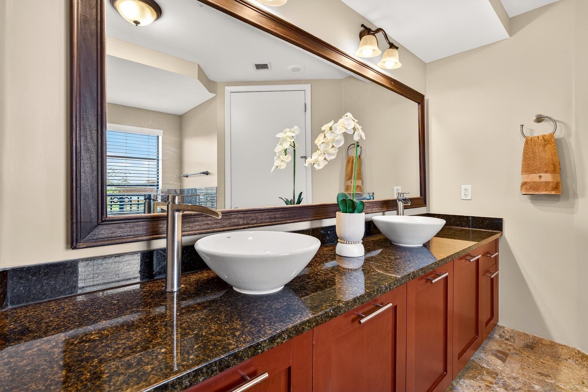 2409 N Ocean Boulevard, Unit 328, Fort Lauderdale, FL 33305 Photo