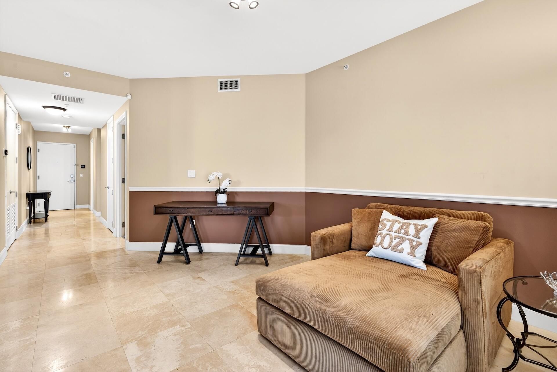 2409 N Ocean Boulevard, Unit 328, Fort Lauderdale, FL 33305 Photo