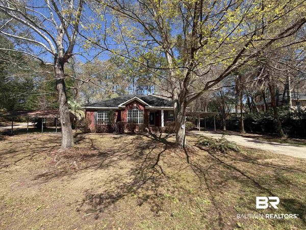 7067 Pinehill Road, Daphne, AL 36526