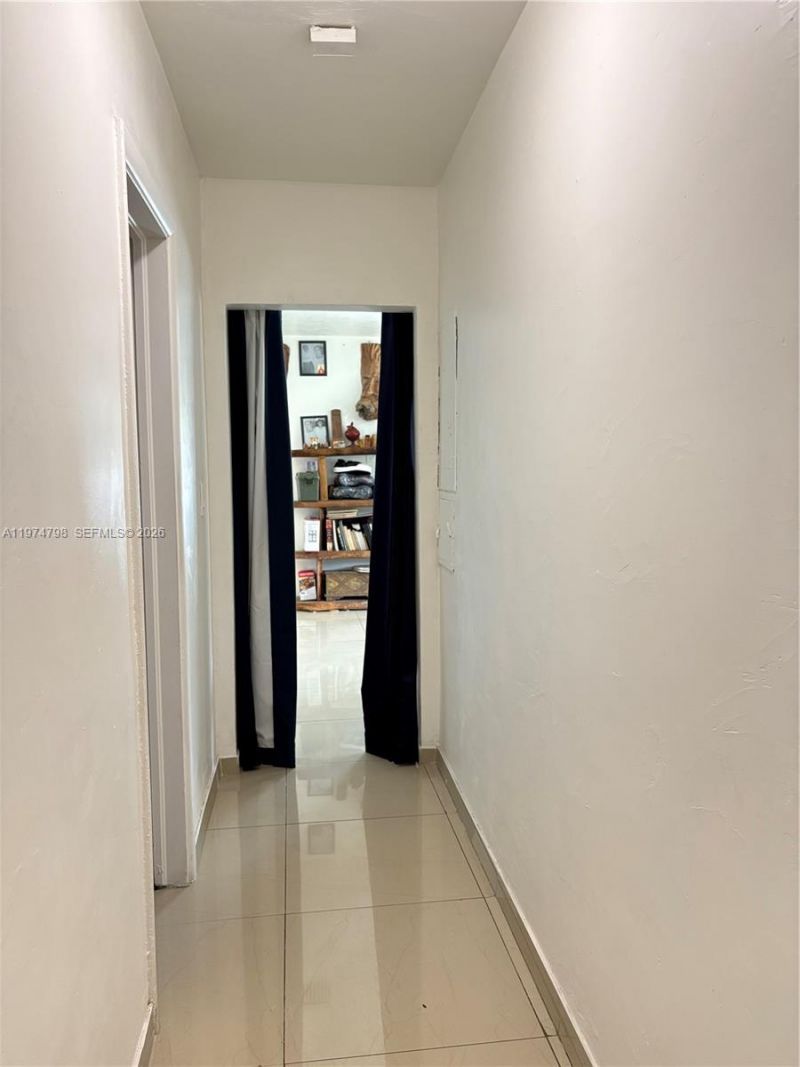 204 SW 7th Ave, Hallandale Beach, FL 33009 Photo