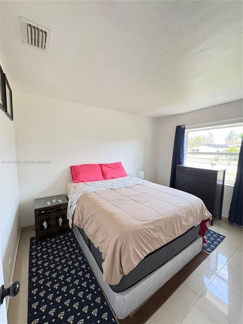 204 SW 7th Ave, Hallandale Beach, FL 33009 Photo