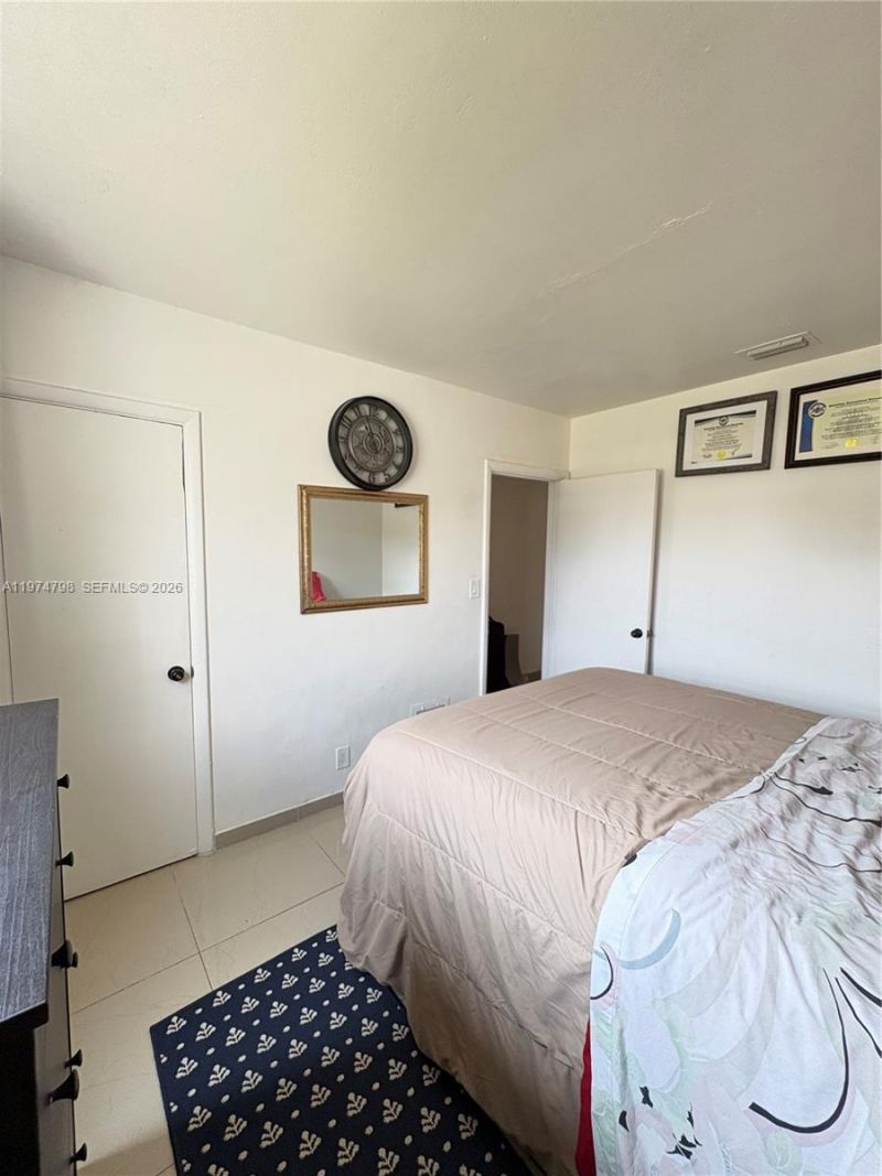 204 SW 7th Ave, Hallandale Beach, FL 33009 Photo