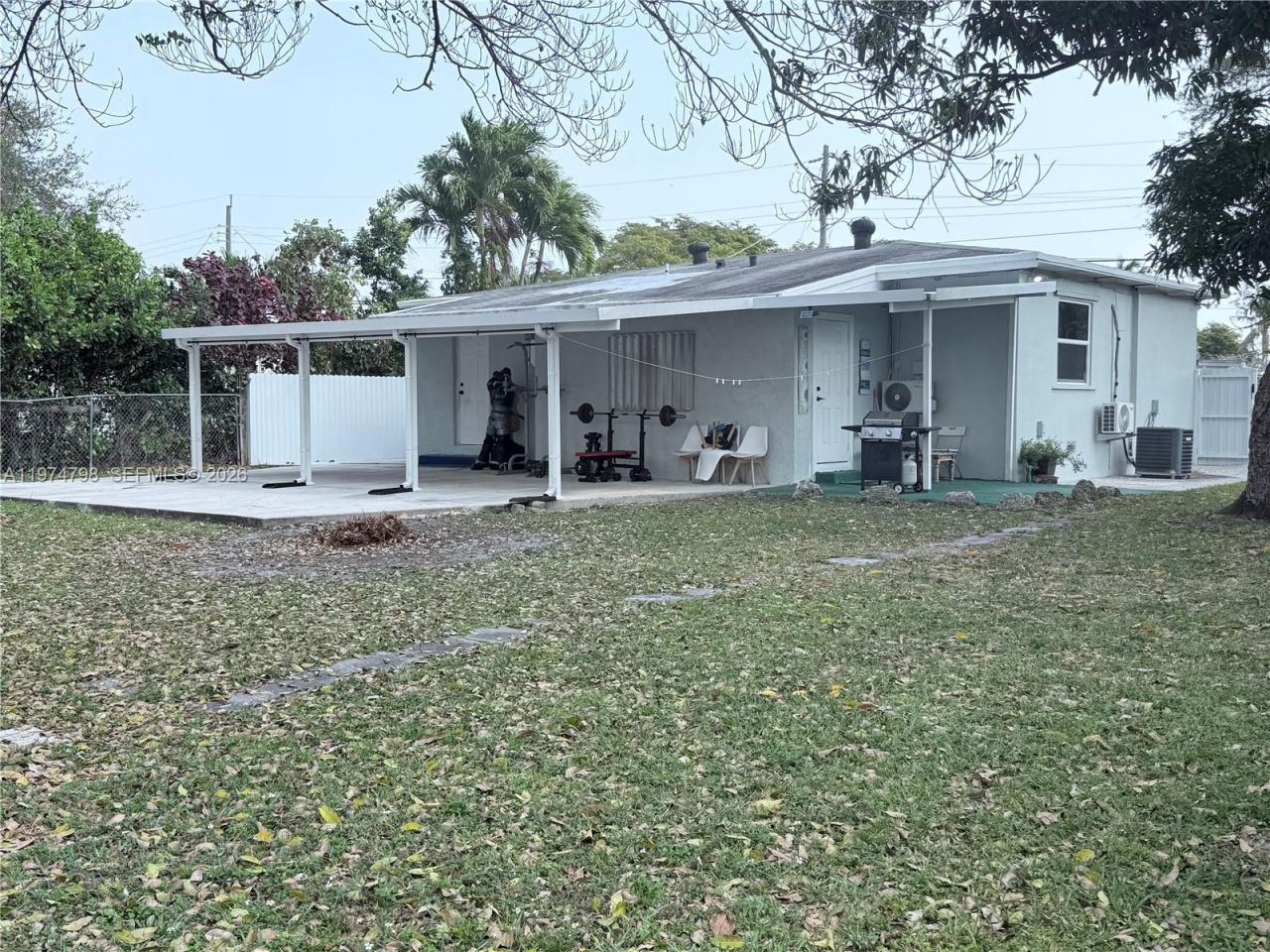 204 SW 7th Ave, Hallandale Beach, FL 33009 Photo