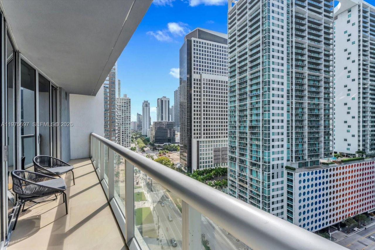 485 Brickell Ave, Unit 1807, Miami, FL 33131 Photo