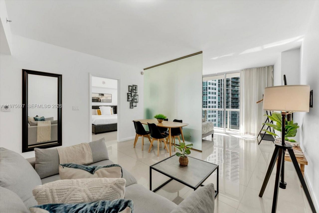 485 Brickell Ave, Unit 1807, Miami, FL 33131 Photo