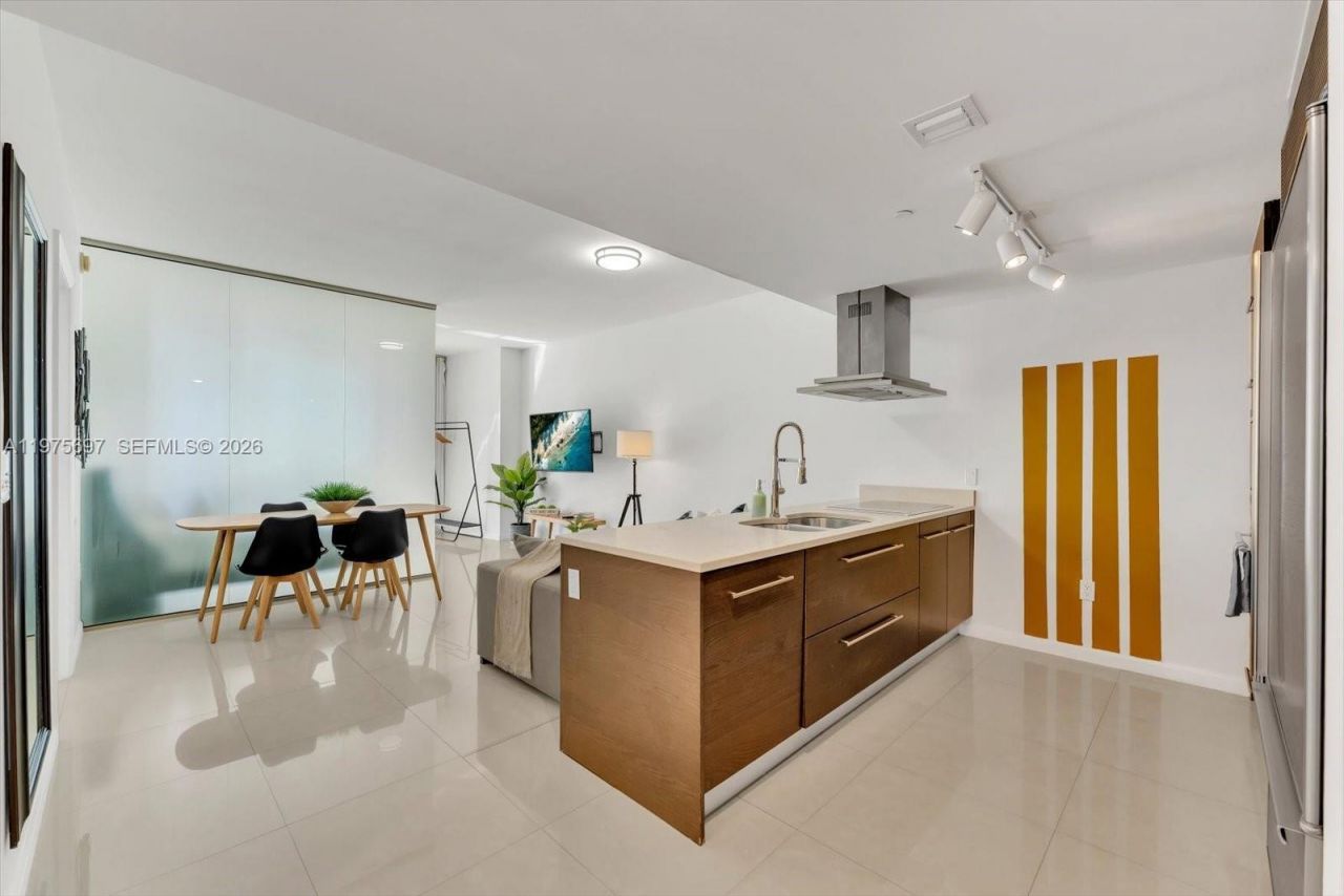 485 Brickell Ave, Unit 1807, Miami, FL 33131 Photo
