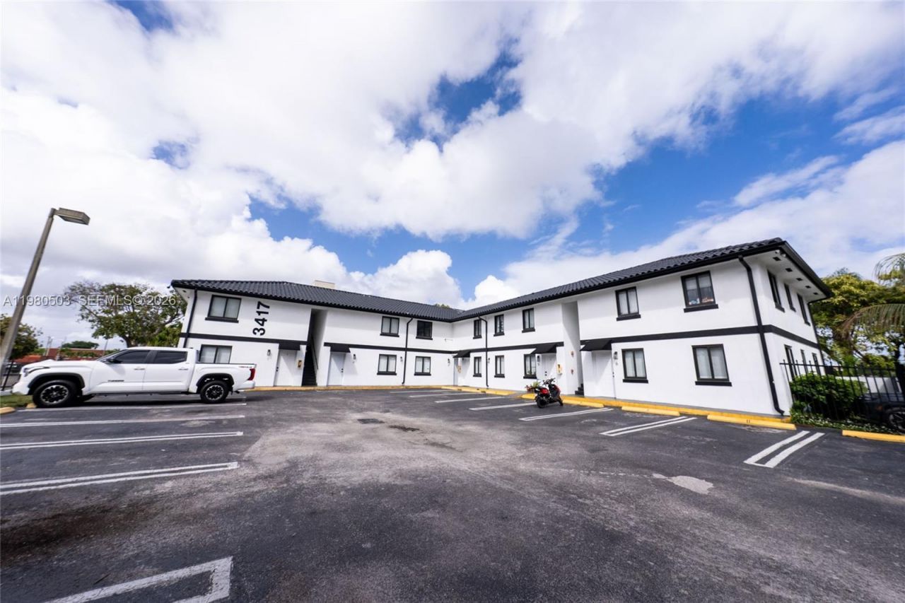3417 NW 22nd Ave , Unit 13, Miami, FL 33142 Photo