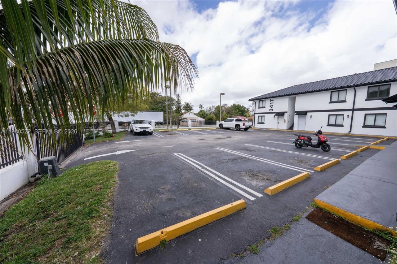 3417 NW 22nd Ave , Unit 2, Miami, FL 33142 Photo