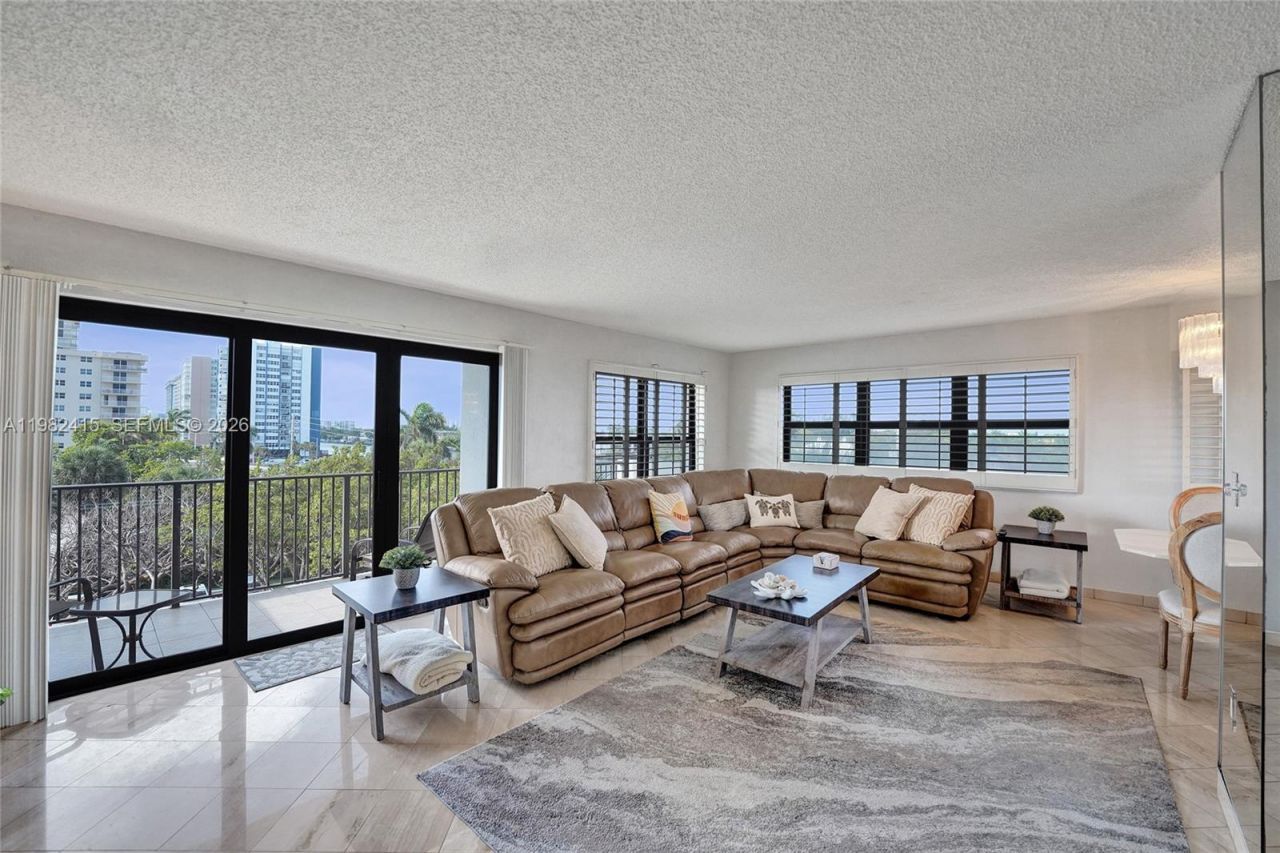 1201 S Ocean Dr, Unit 412S, Hollywood, FL 33019 Photo
