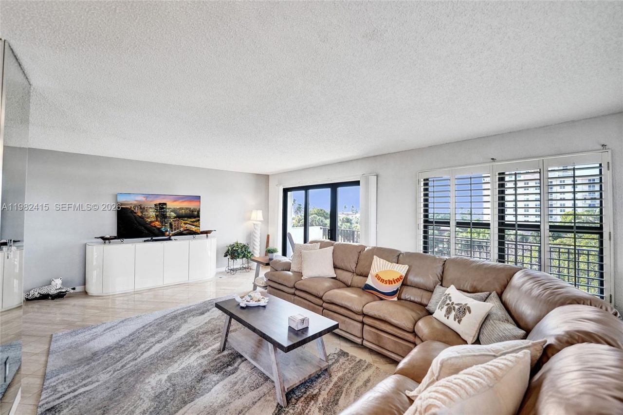 1201 S Ocean Dr , Unit 412S, Hollywood, FL 33019 Photo