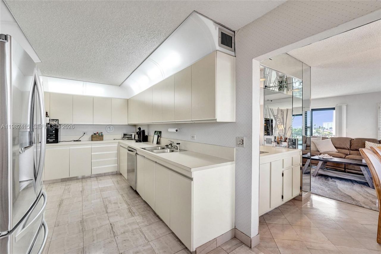 1201 S Ocean Dr, Unit 412S, Hollywood, FL 33019 Photo