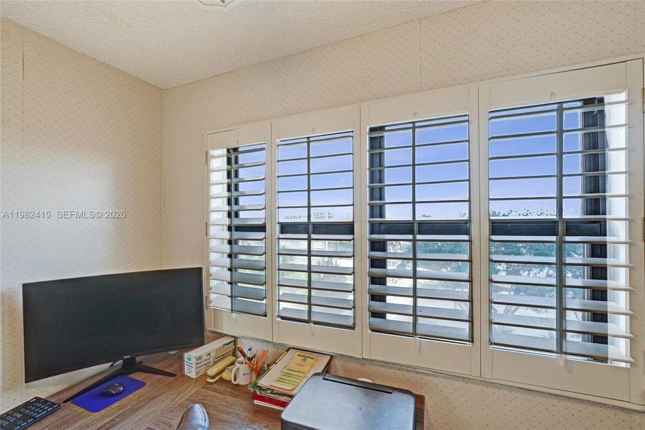 1201 S Ocean Dr, Unit 412S, Hollywood, FL 33019 Photo