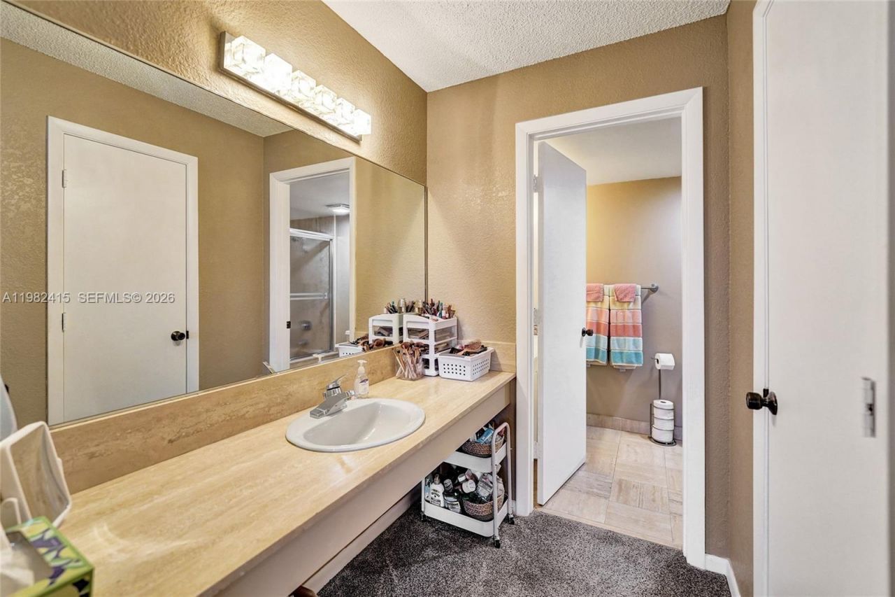 1201 S Ocean Dr, Unit 412S, Hollywood, FL 33019 Photo