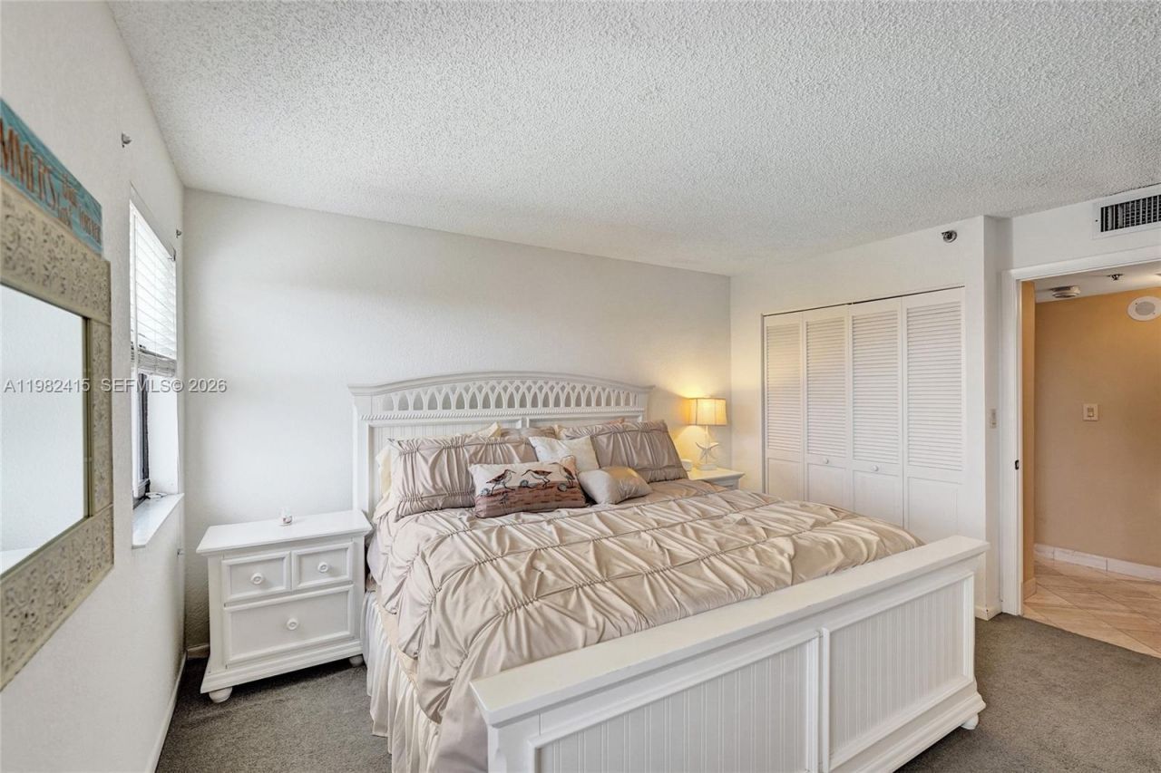 1201 S Ocean Dr, Unit 412S, Hollywood, FL 33019 Photo