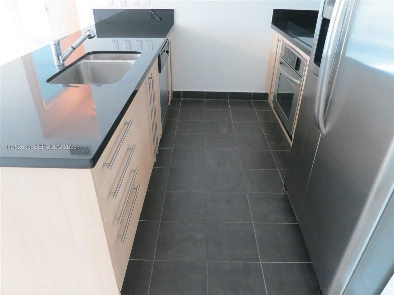 1111 SW 1 Av, Unit 1118-N, Miami, FL 33130 Photo