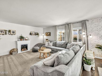 8854 Finnsech Drive, Reno, NV 89506 Photo