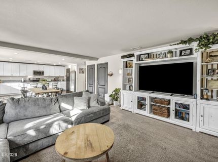 8854 Finnsech Drive, Reno, NV 89506 Photo