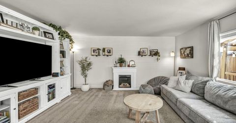 8854 Finnsech Drive, Reno, NV 89506 Photo