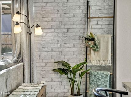 8854 Finnsech Drive, Reno, NV 89506 Photo