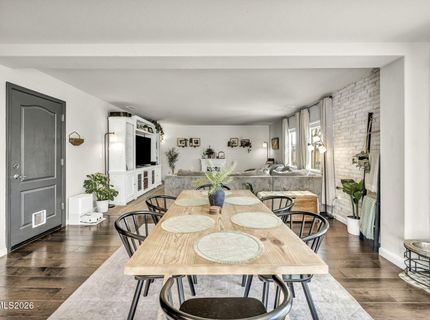 8854 Finnsech Drive, Reno, NV 89506 Photo