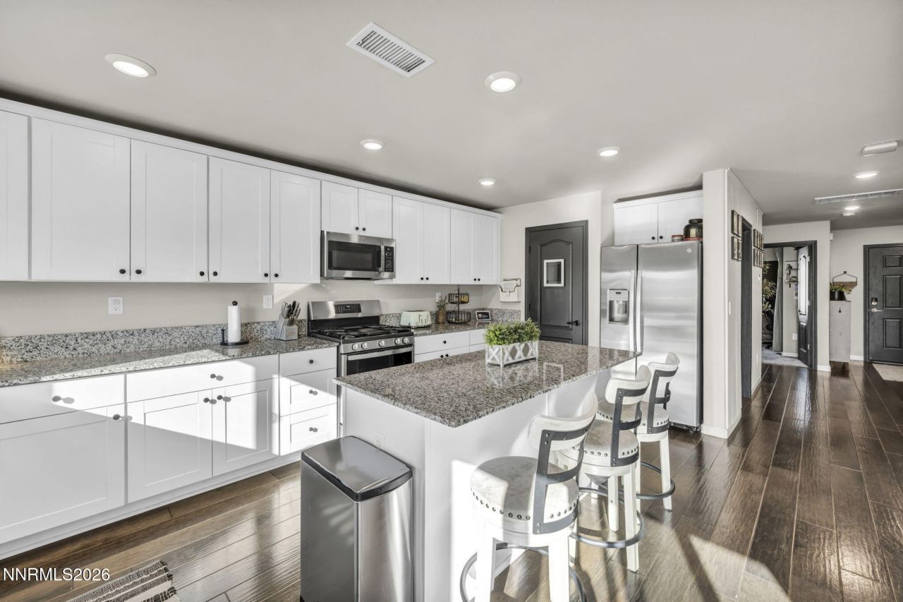 8854 Finnsech Drive, Reno, NV 89506 Photo