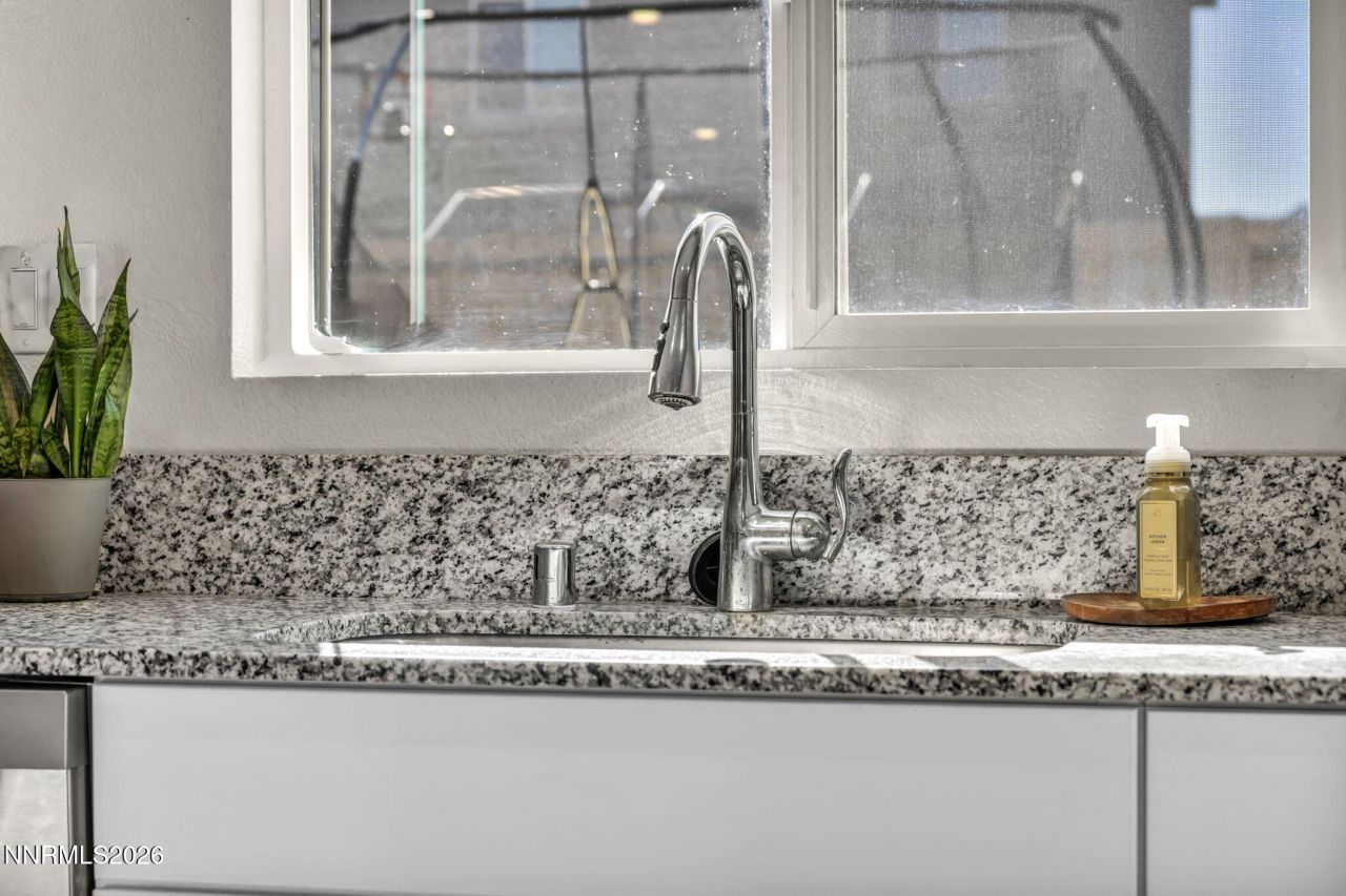 8854 Finnsech Drive, Reno, NV 89506 Photo