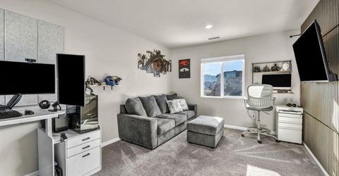 8854 Finnsech Drive, Reno, NV 89506 Photo