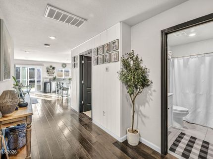 8854 Finnsech Drive, Reno, NV 89506 Photo