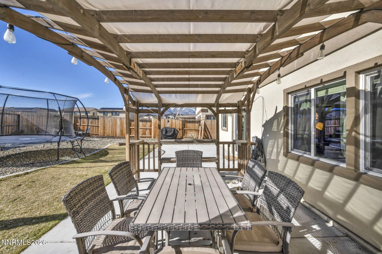 8854 Finnsech Drive, Reno, NV 89506 Photo