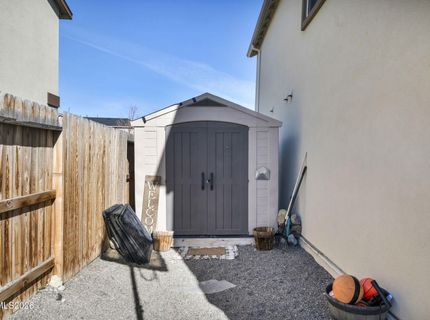 8854 Finnsech Drive, Reno, NV 89506 Photo