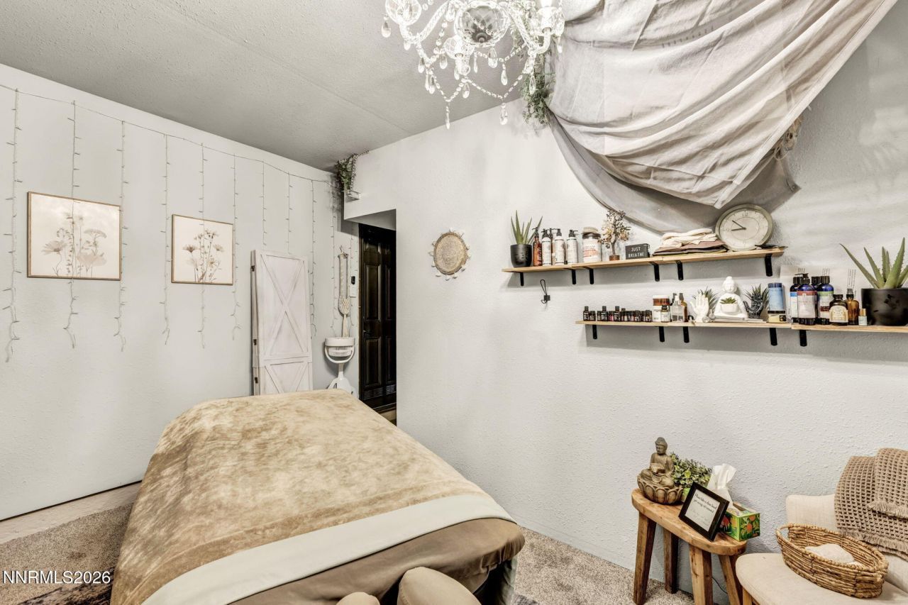 8854 Finnsech Drive, Reno, NV 89506 Photo