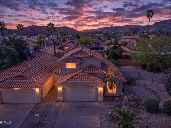 2916 E AMBER RIDGE Way, Phoenix, AZ 85048