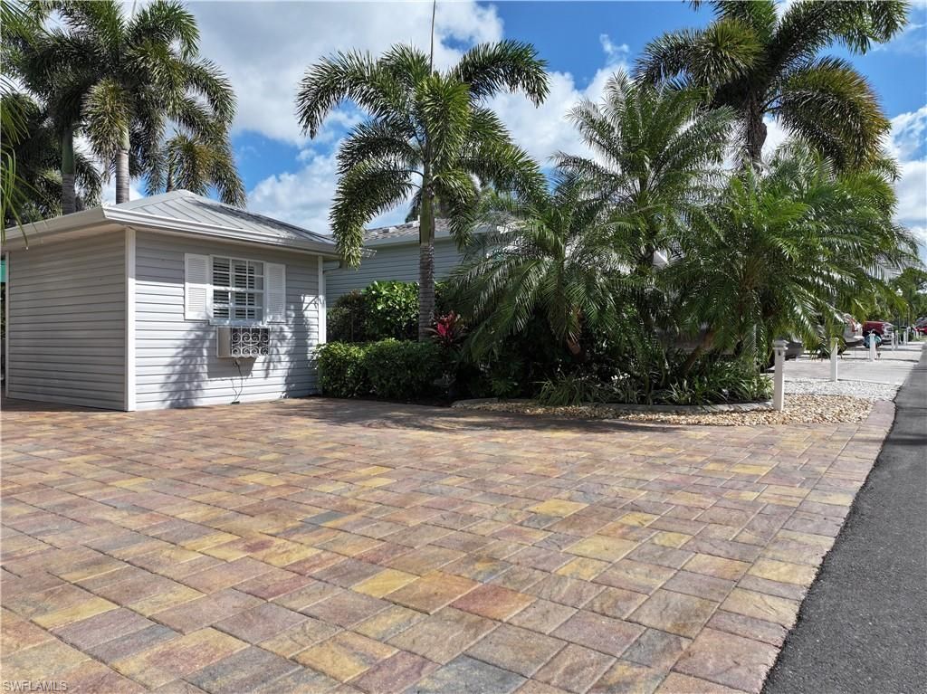 5958 Brightwood Dr, Fort Myers, FL 33905 Photo