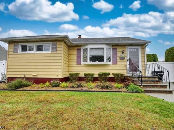 3313 Banta Rd, South Plainfield, NJ 07080