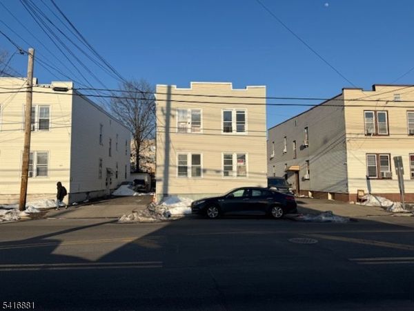 357 Getty Ave, Paterson, NJ 07503