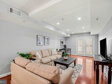 4189 S FOUR MILE RUN DRIVE S , Unit 101, ARLINGTON, VA 22204