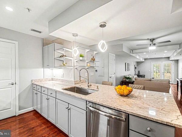 4189 S FOUR MILE RUN DRIVE S , Unit 101, ARLINGTON, VA 22204