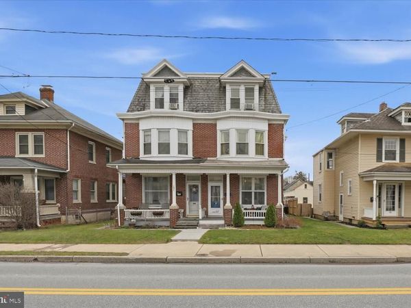 133 W HIGH STREET, MANHEIM, PA 17545