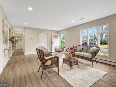 104 W AMHURST PLACE , STERLING, VA 20164