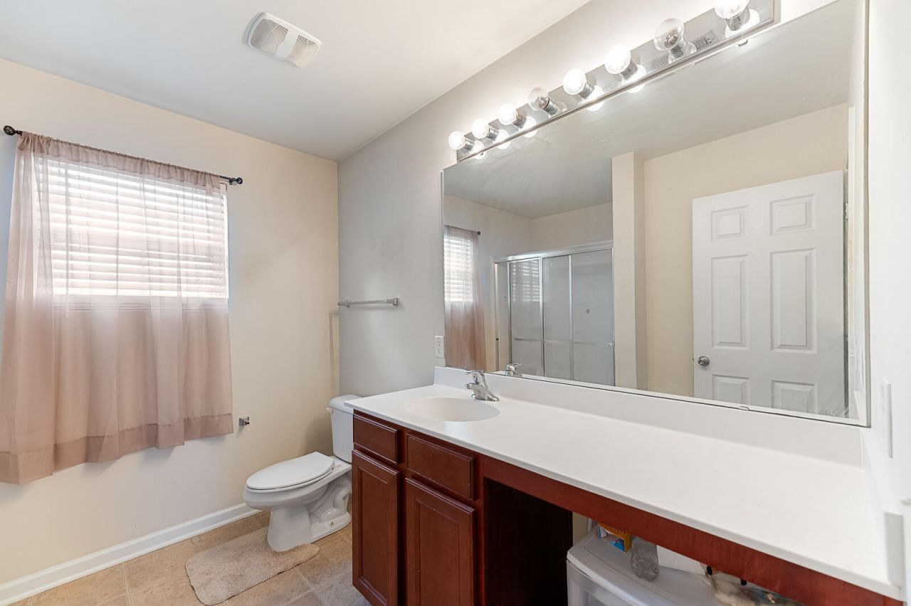 332 Peters Creek Drive Photo 10