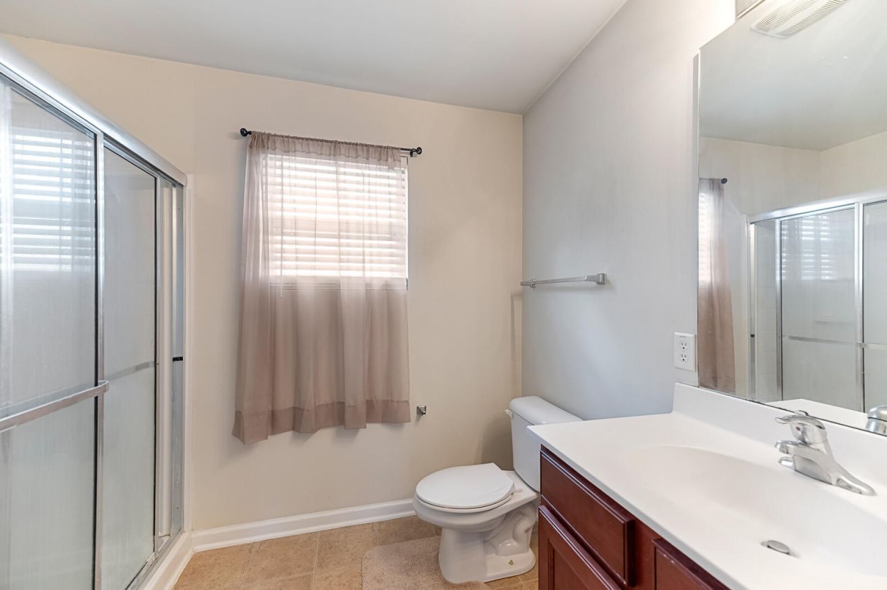 332 Peters Creek Drive Photo 11