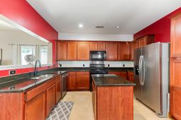 332 Peters Creek Drive photo 4
