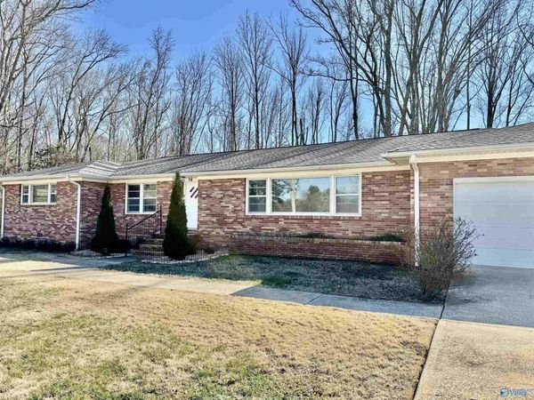 118 Pauline Drive, Hazel Green, AL 35750