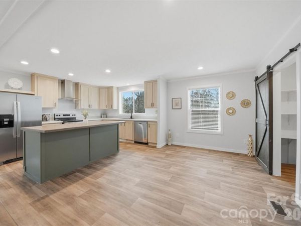 4186 Maple Trail, Morganton, NC 28655