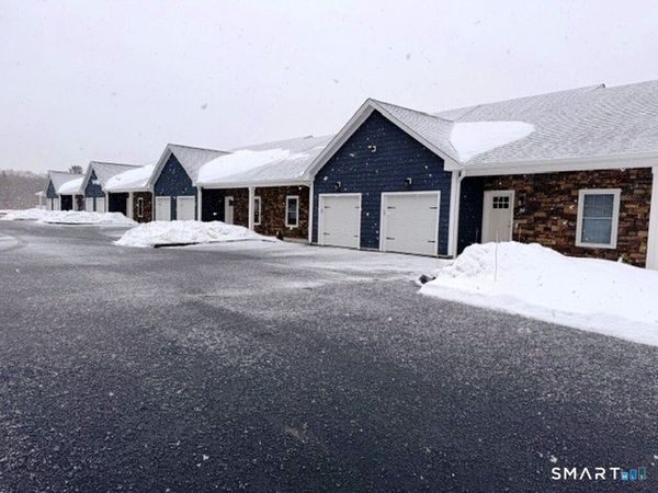 210 Munson, Unit 1-A, Wolcott, CT 06716