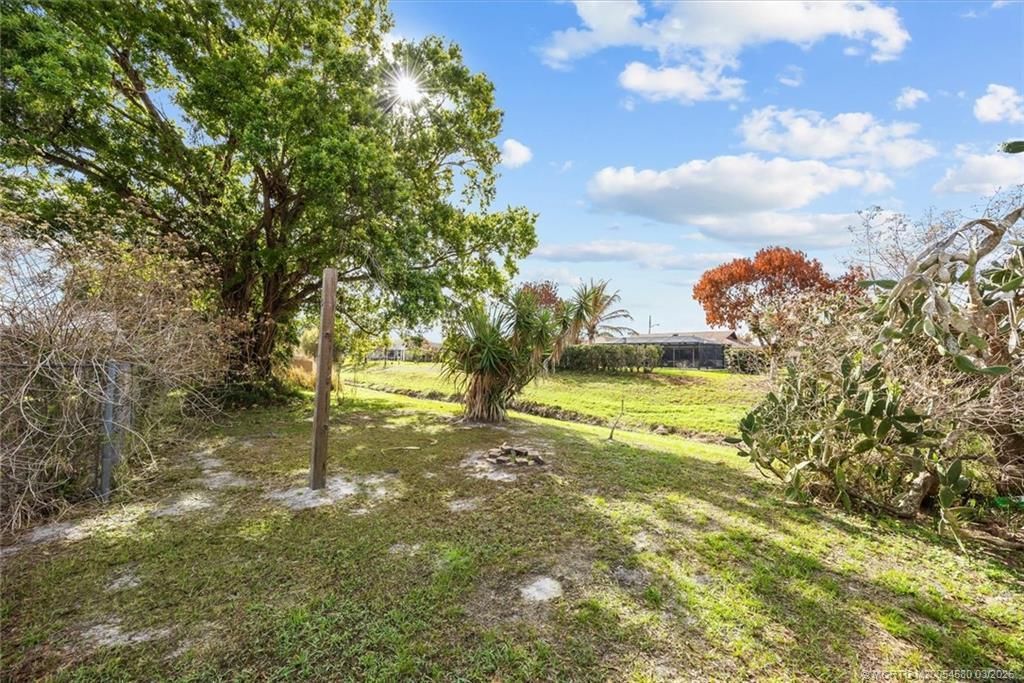 1250 SE Petunia Avenue, Port Saint Lucie, FL 34952 Photo