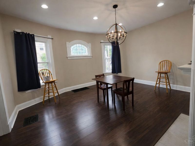 2002 Clarion Avenue, Cincinnati, OH 45207 Photo 12