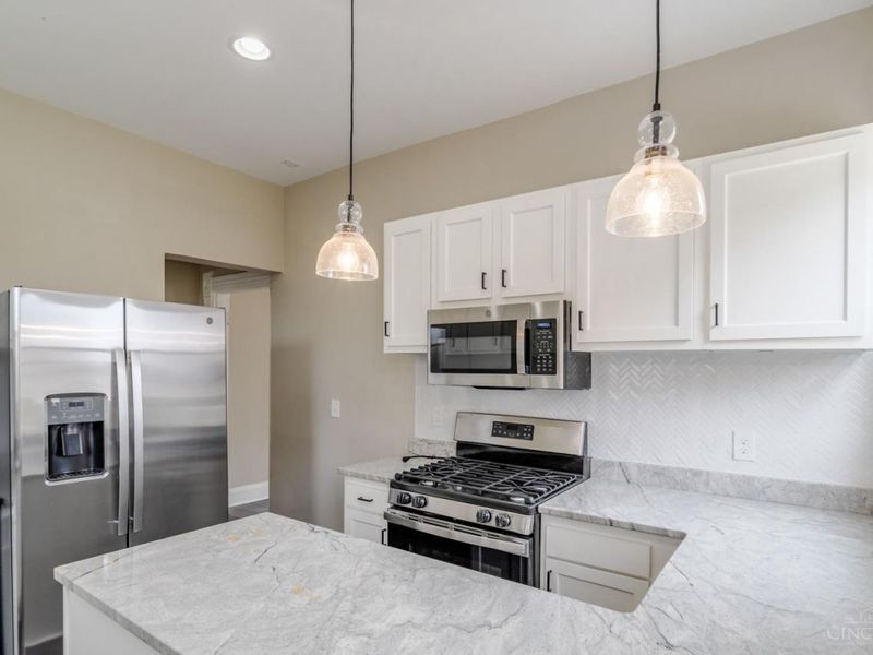 2002 Clarion Avenue, Cincinnati, OH 45207 Photo 13